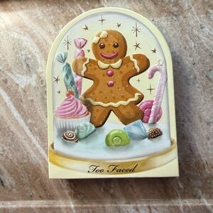 Two Faced Christmas Gingerbread Eye and Cheek Pallette